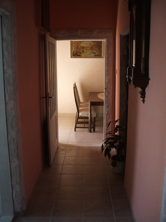 Apartmani Mira 塞尼 外观 照片