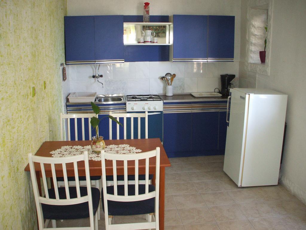 Apartmani Mira 塞尼 外观 照片