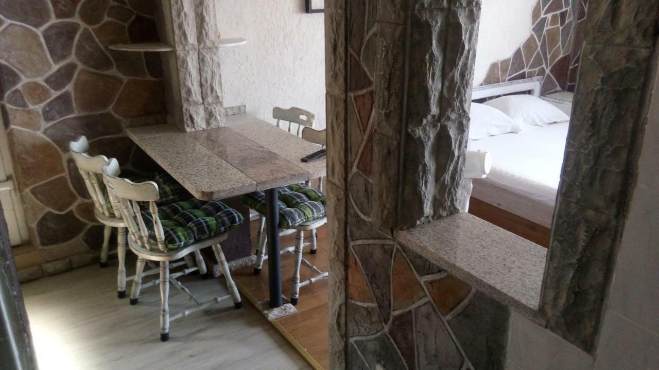 Apartmani Mira 塞尼 外观 照片