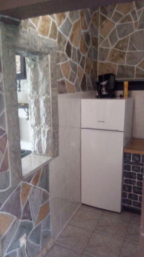 Apartmani Mira 塞尼 外观 照片