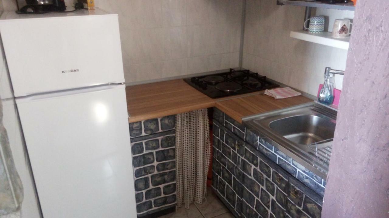 Apartmani Mira 塞尼 外观 照片